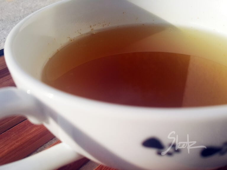 Ingverjev čaj s kardamomom