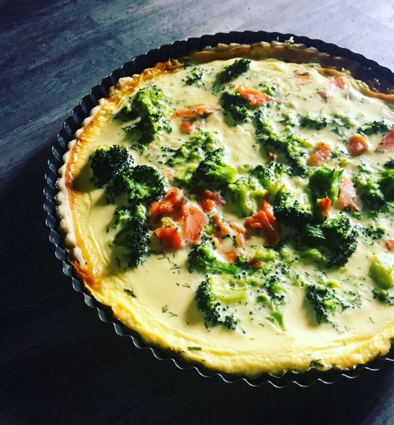 Pita z lososom in brokolijem